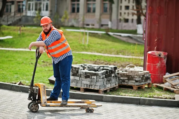 Expert Commercial Landscape Maintenance by Turf Green Pro